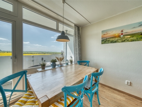 Esstisch mit Ausblick